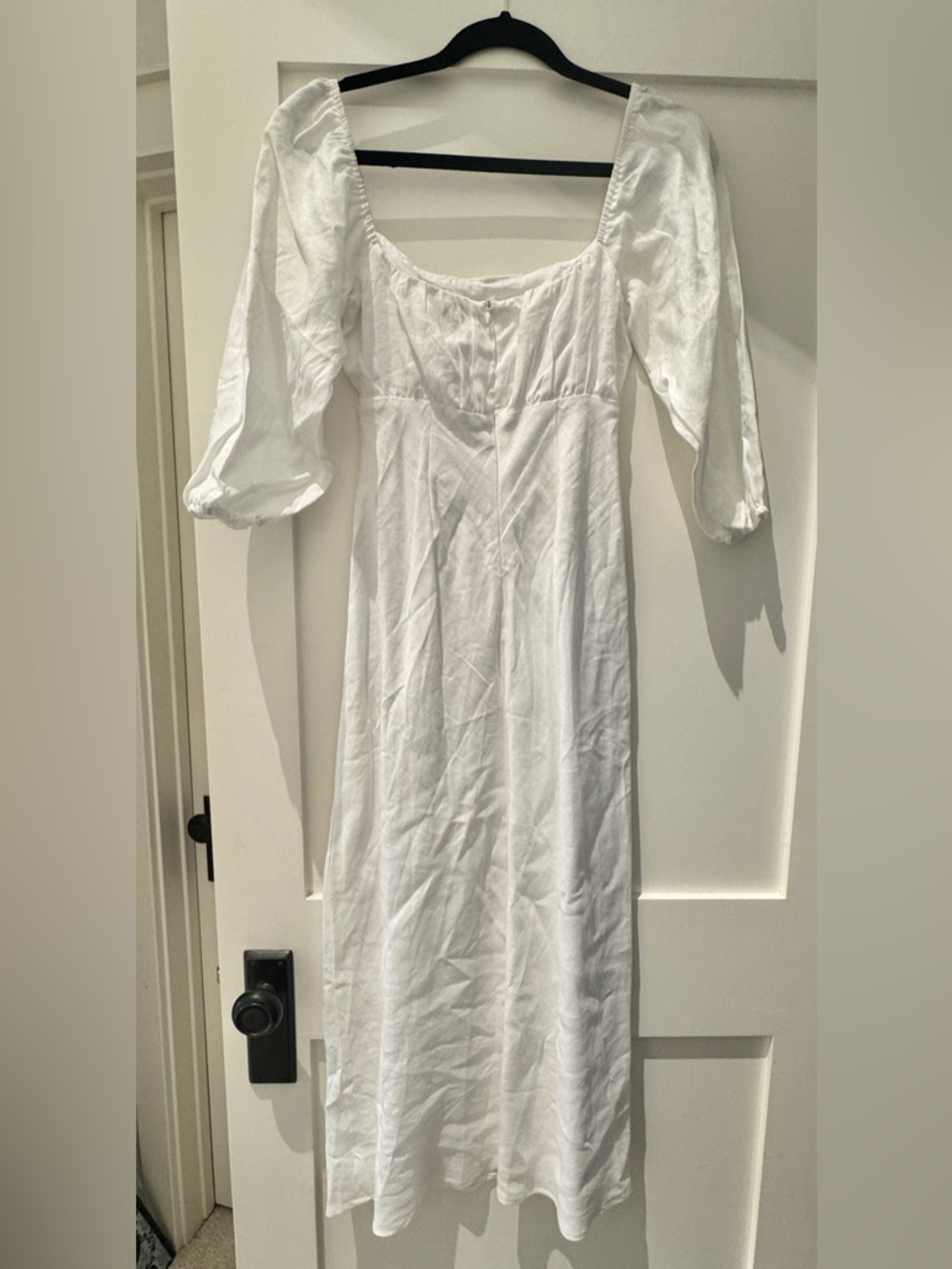 DISSH White Puff-Sleeve Maxi Dress - Picture 6 of 7